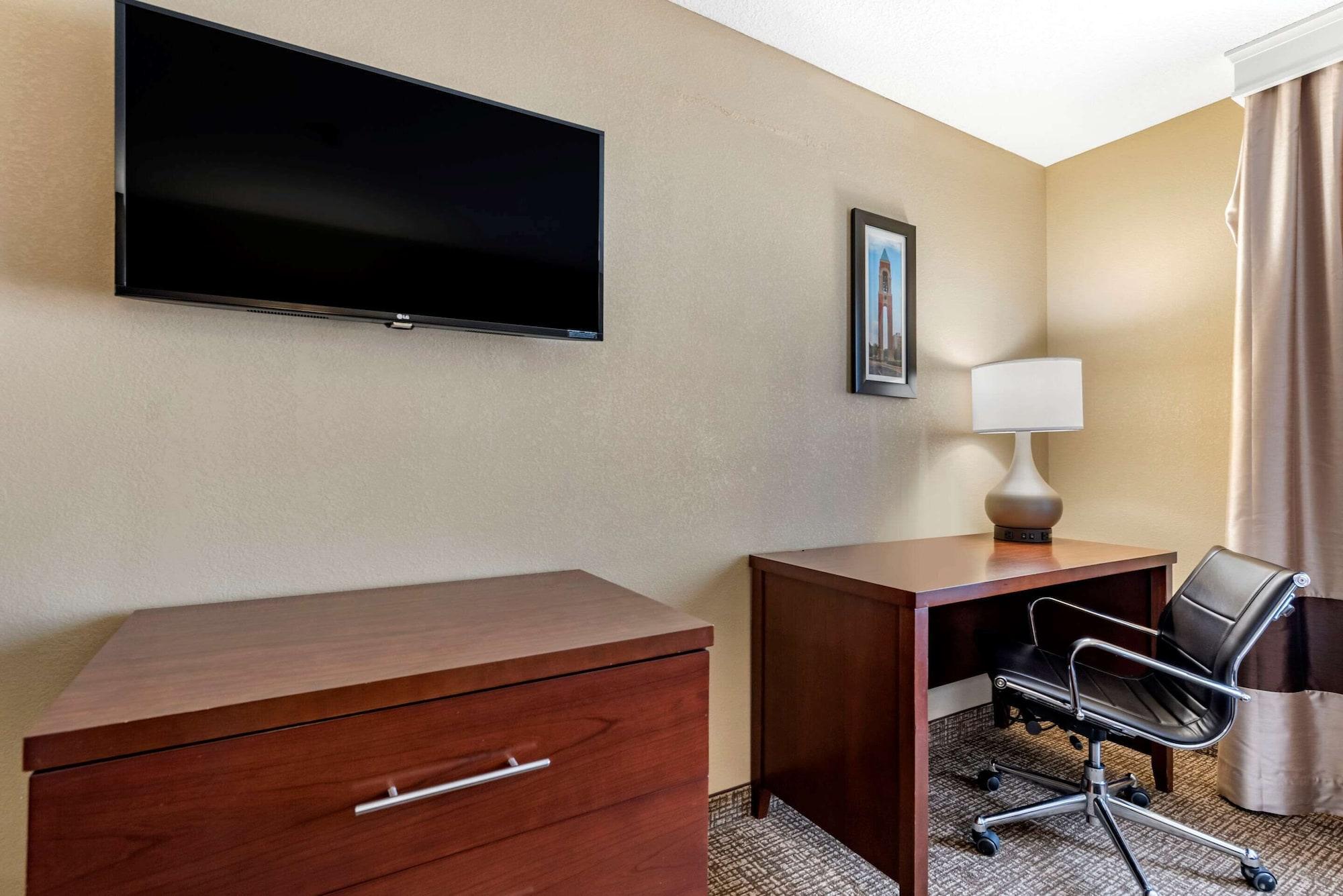 Comfort Inn & Suites Muncie Eksteriør bilde