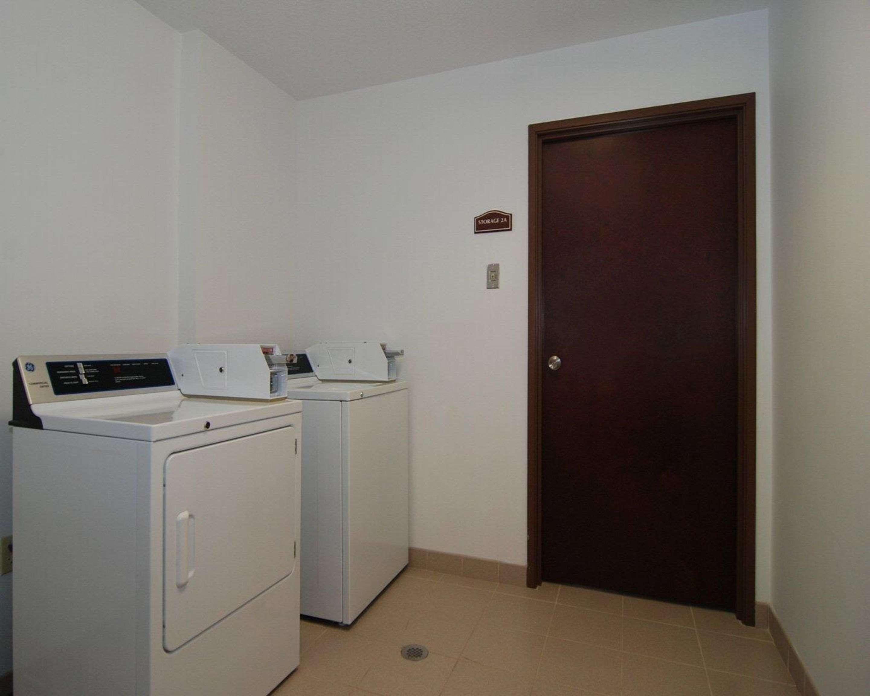 Comfort Inn & Suites Muncie Eksteriør bilde